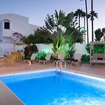Villa Karat Atlantida