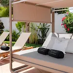Villa Karat Atlantida *