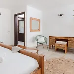 Villa Karat Atlantida