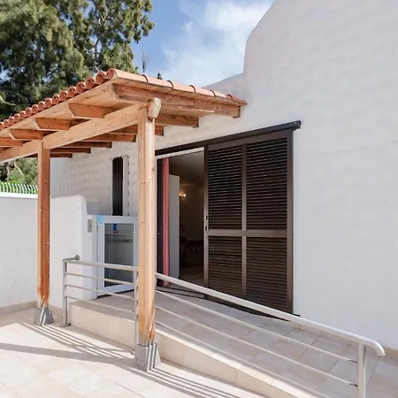 Karat Atlantida Villa *