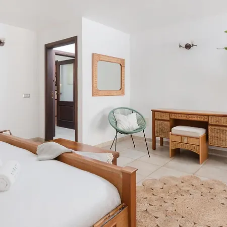 Villa Karat Atlantida